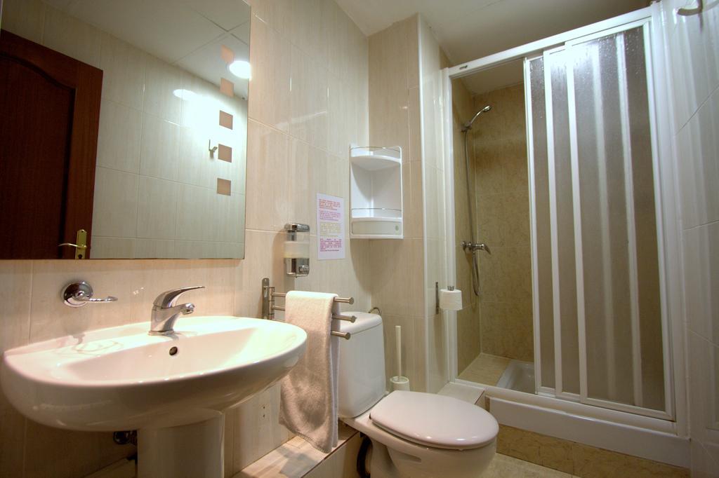 Hostel Artistic Barcelona Quarto foto